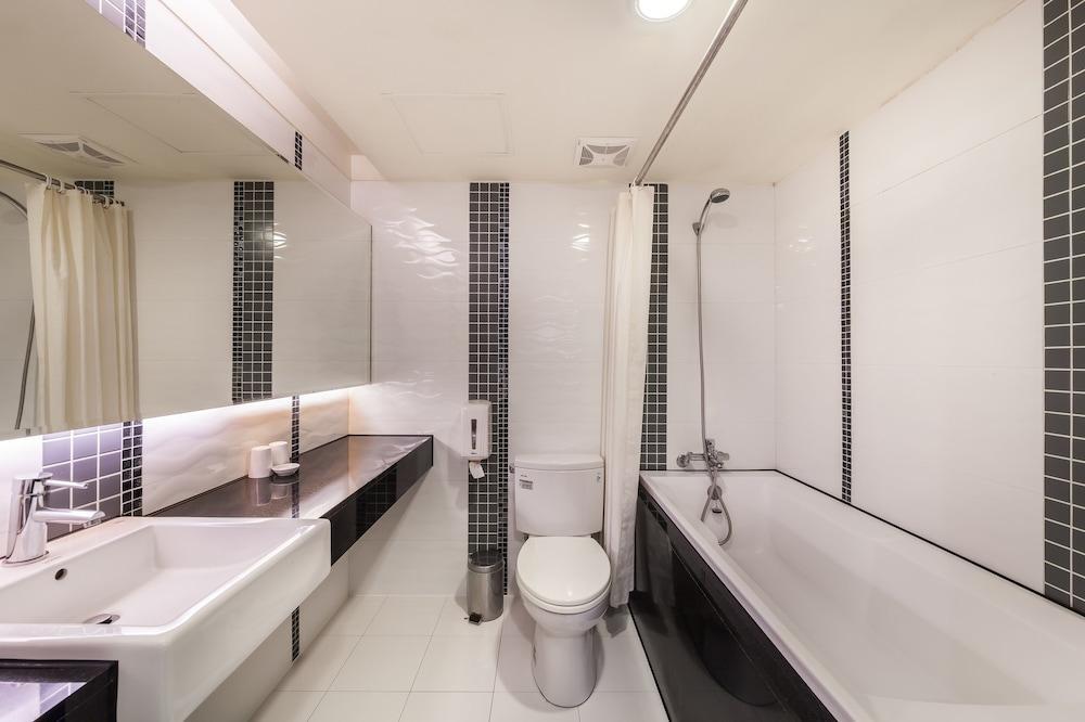 華麗大飯店ferrary Hotel Taipei Bagian luar foto