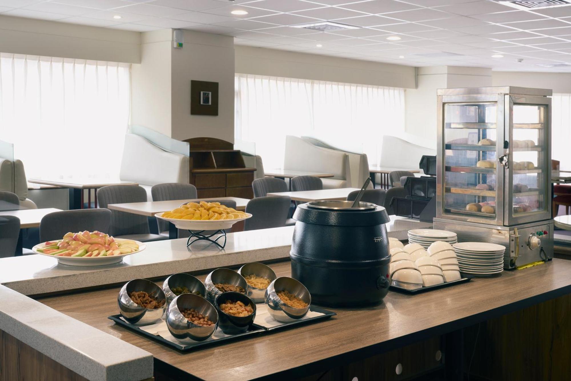 華麗大飯店ferrary Hotel Taipei Bagian luar foto