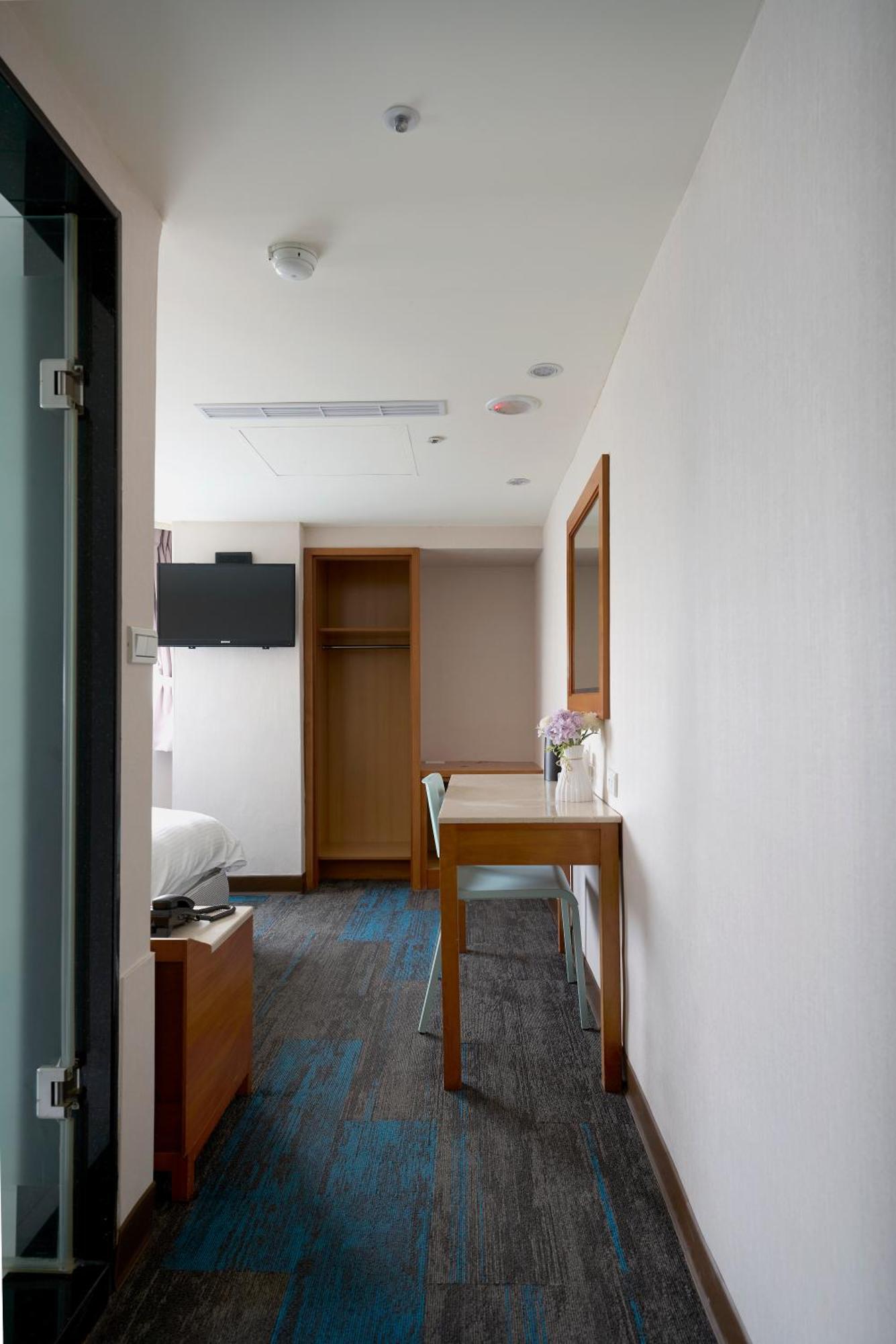 華麗大飯店ferrary Hotel Taipei Bagian luar foto