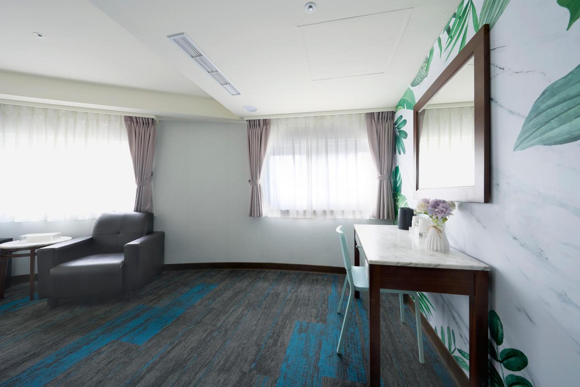華麗大飯店ferrary Hotel Taipei Bagian luar foto