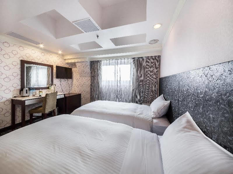 華麗大飯店ferrary Hotel Taipei Bagian luar foto
