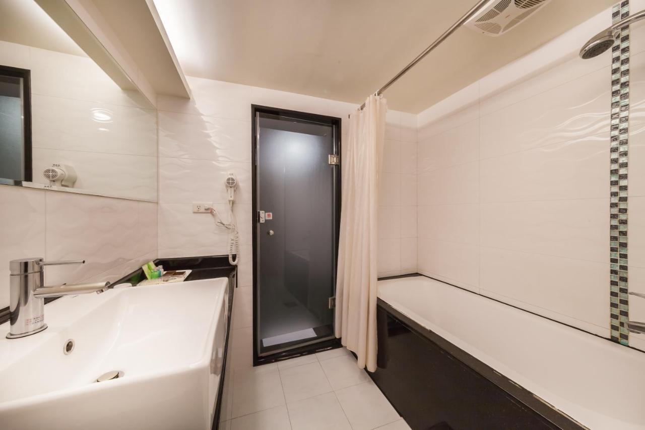 華麗大飯店ferrary Hotel Taipei Bagian luar foto